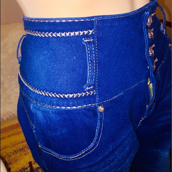 10047 blue jeans ladies Size 11. - Picture 6 of 8